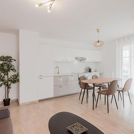 Loggia Disneyland Bmyguest Apartment Chessy  Ngoại thất bức ảnh