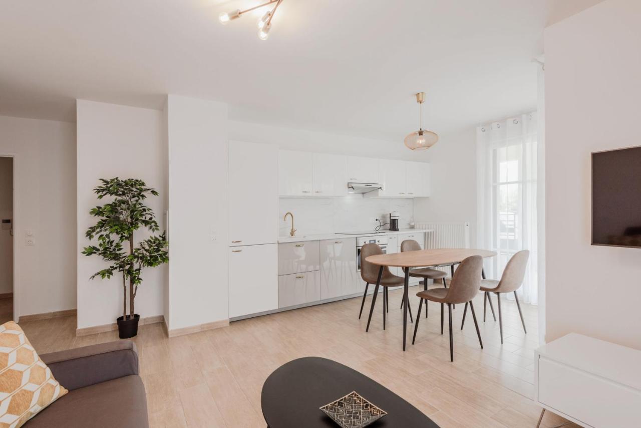 Loggia Disneyland Bmyguest Apartment Chessy  Ngoại thất bức ảnh