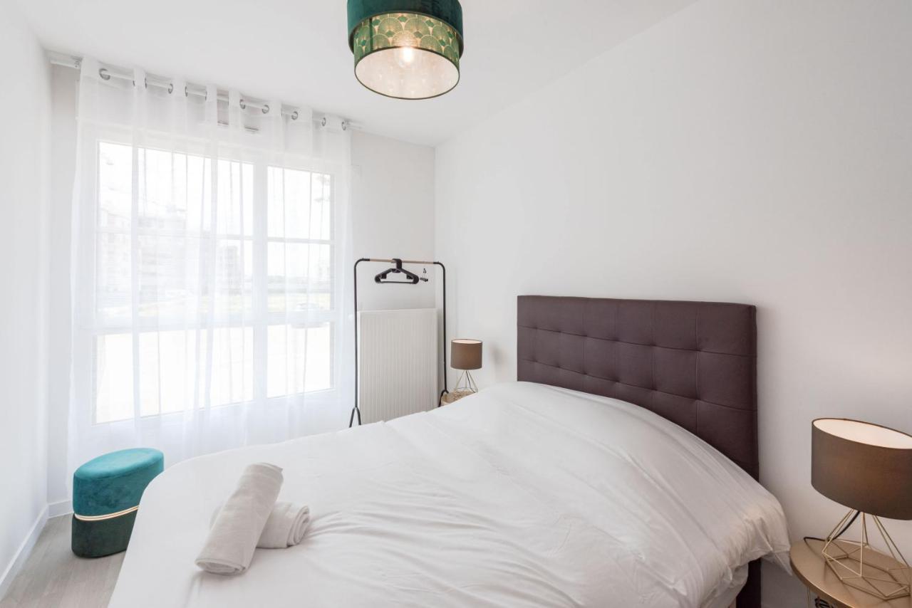 Loggia Disneyland Bmyguest Apartment Chessy  Ngoại thất bức ảnh